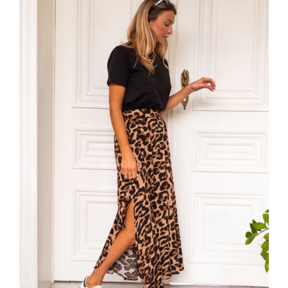 Stylish Leopard Print Maxi Skirt